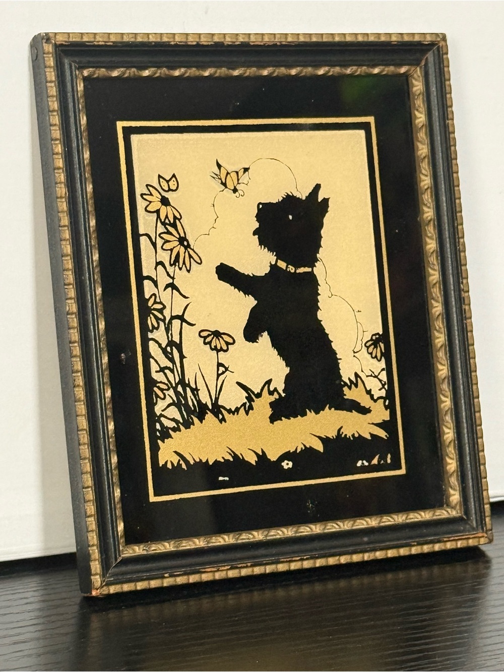 VTG RELIANCE Black & Gold Reverse Painting of a Scottie Dog w/Butterfly Framed - Picture 5 of 8